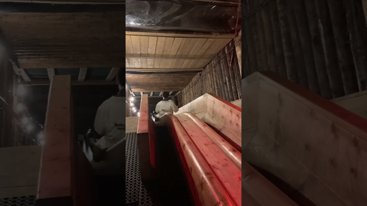 【世界最長滑り台】オーストリア、ハルシュタット鉱山内にある、世界最長の滑り台のスタート地点 #京大 #travel #世界遺産 #オーストリア #海外旅行 #絶景 #アトラクション #滑り台 #絶叫