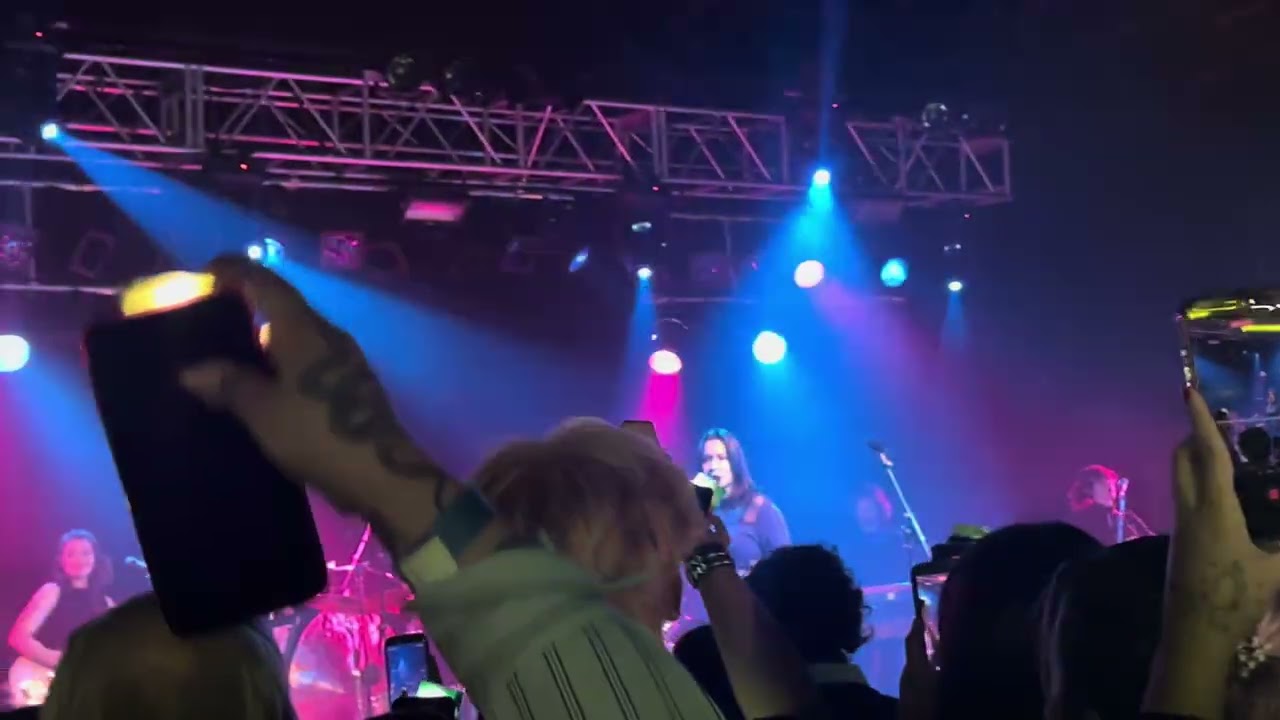 Mitski - Where's My Phone? | Live at Starland Ballroom 2/28