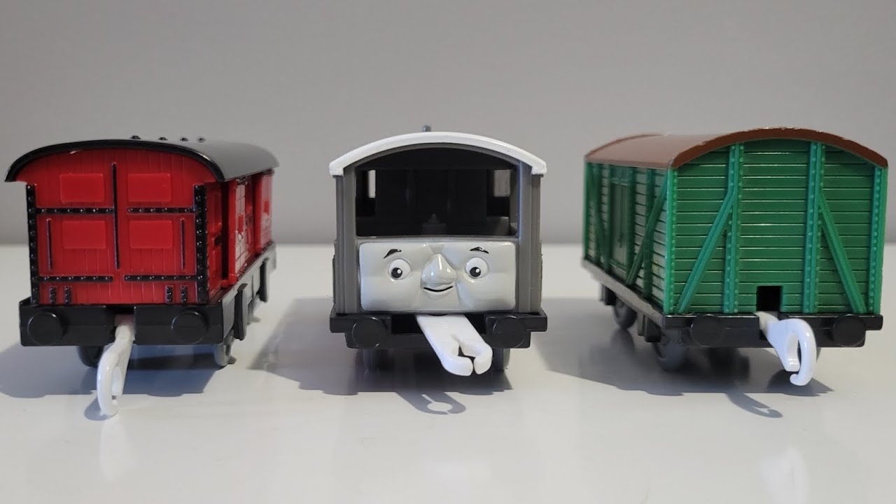 Trackmaster Hit toys toad and trucks set 2006