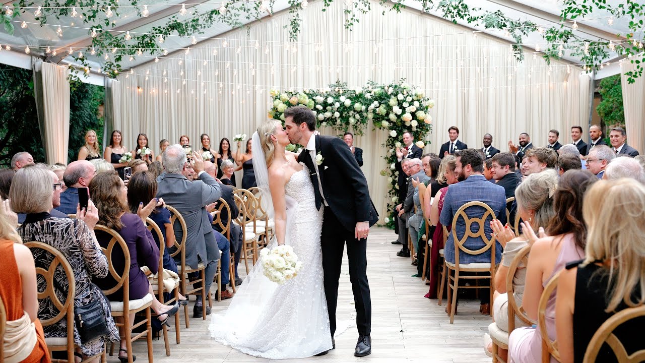 Gorgeous Fall Wedding at Chicago Illuminating Company