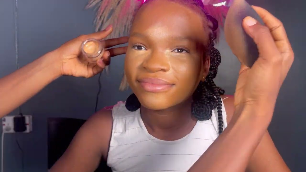 MAKEUP ON A 12 YEARS OLD😱😱