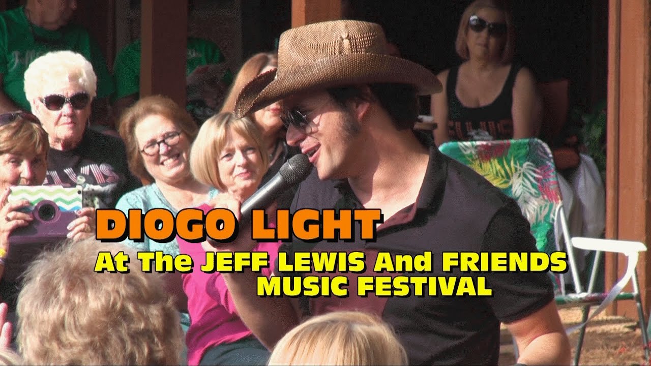 Diogo Light In The Courtyard Jeff Lewis & Friends Music Festival 2016