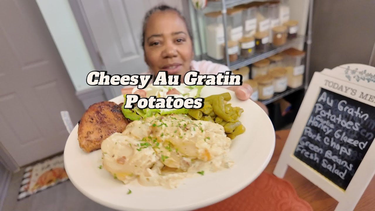 🍴 Family-Favorite Thanksgiving Side: Cheesy Au Gratin Potatoes!