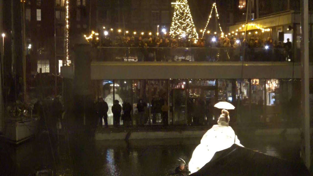 Ontsteking lichtjes in de Scheveningse haven