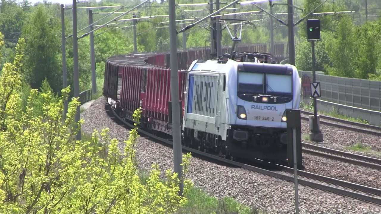 neuer München-Nürnberg-Express BR 102, EKOL-Zug, ET 420, Railpool bei Hebertshausen 30.05.2021