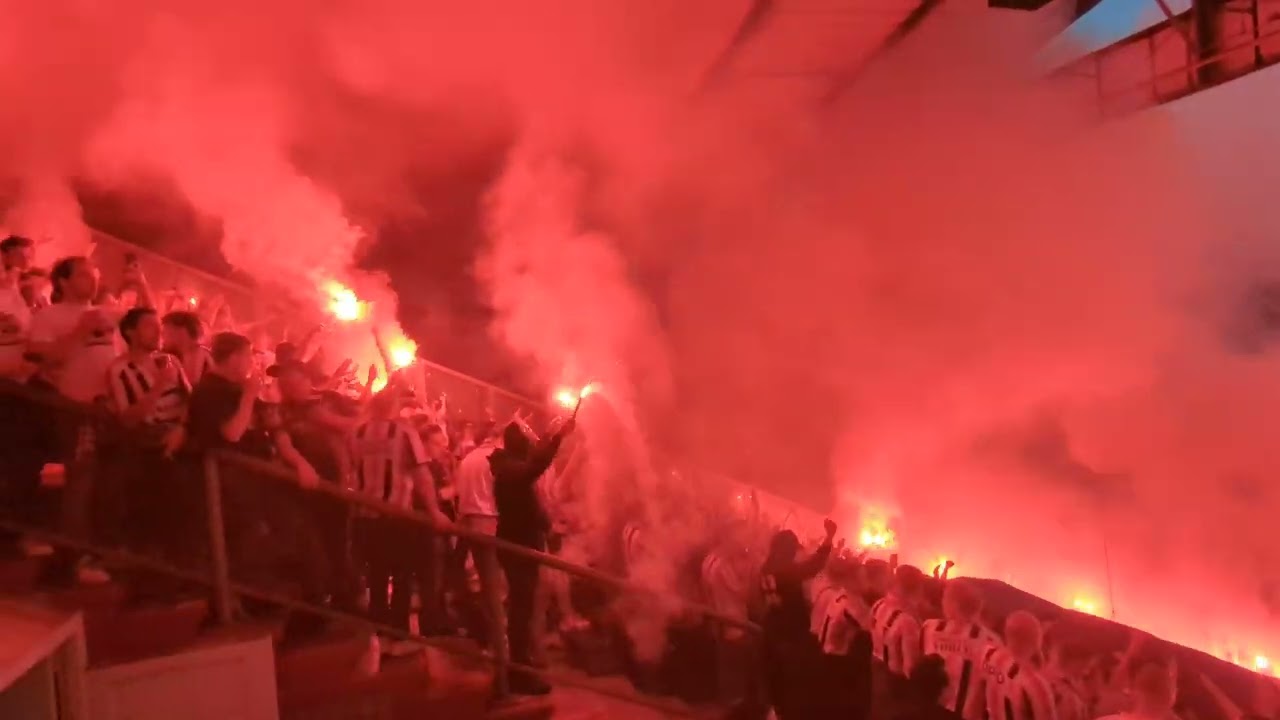 Willem II - Telstar: aftrap tweede helft