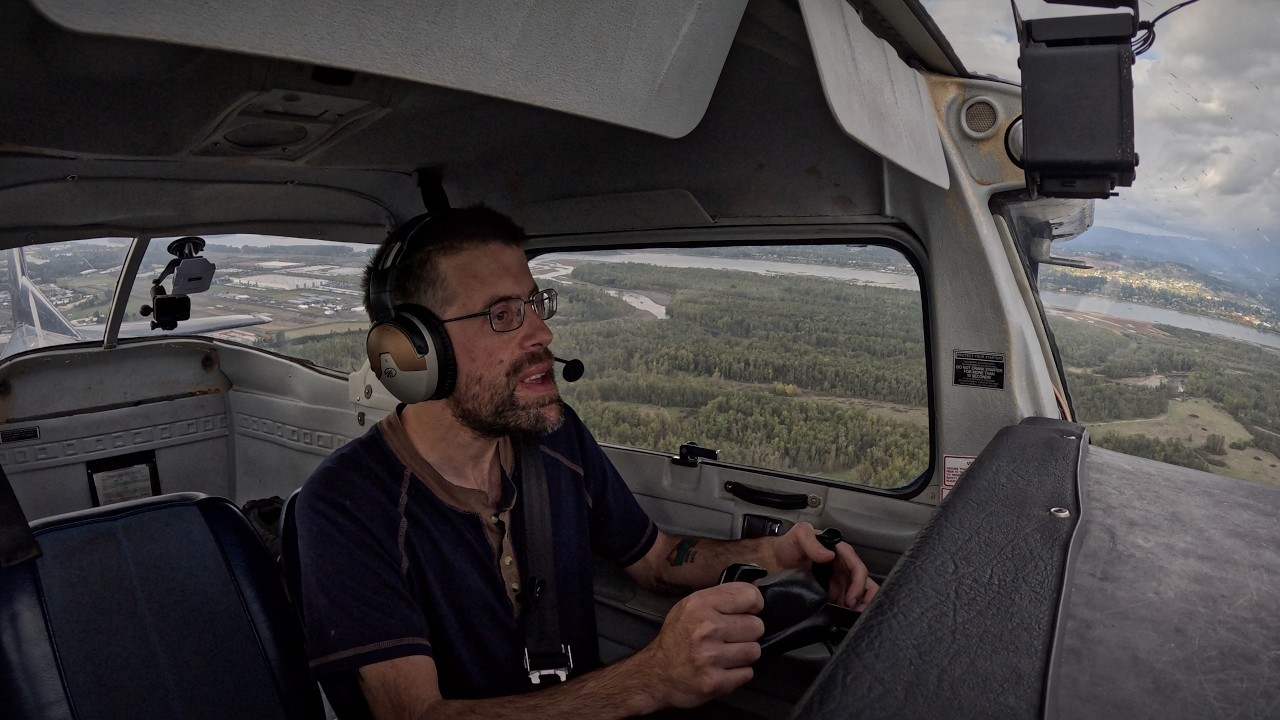 I soloed a cessna 152 and it's a big deal (happy MOSAIC day!)