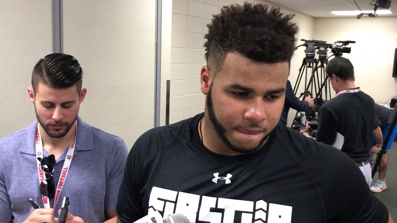Wisconsin ILB T.J. Edwards on pick-six, defense in 