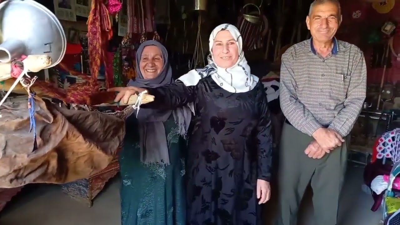 ضيوف المعرض من قرية بياندور 😍