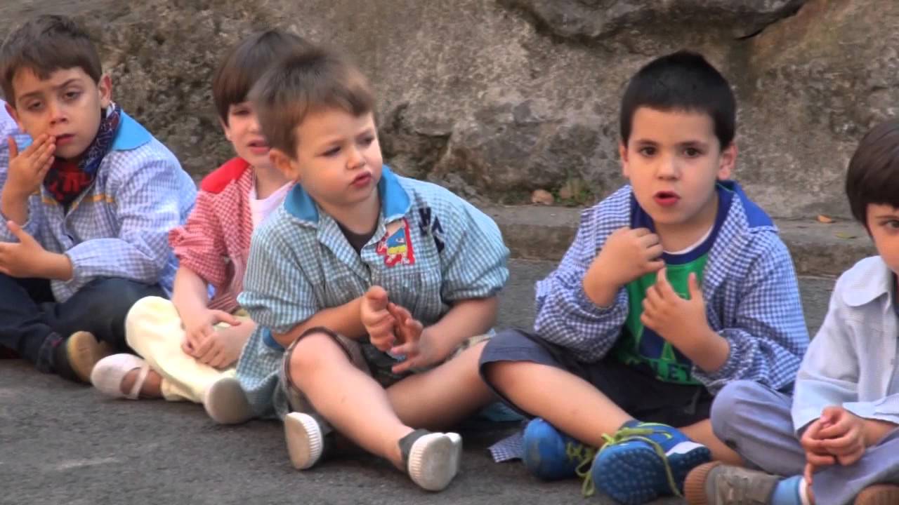Kantu eta jolasak: Txakurtxoa