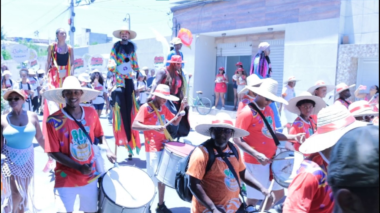 Festival de Arembepe 2026 começa com fé, cultura e tradição em grande cortejo