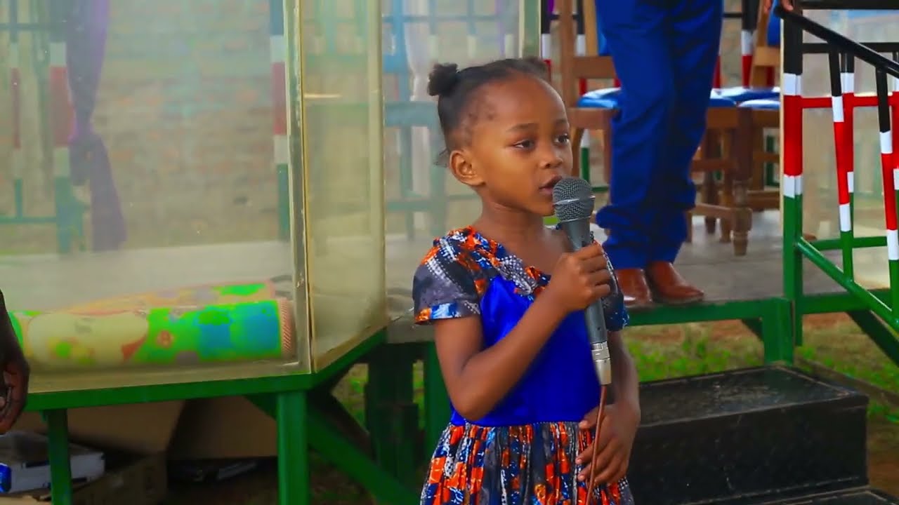 MORAA MOH ON JERUSALEM - FIRST ENGLISH SONG, LIVE PERFORMANCE AT ERONGE ADVENTIST PRIMARY BOARDING.