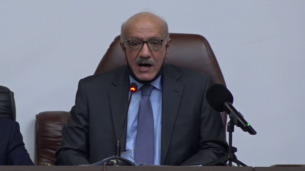 كلمةنقيب المحامين العراقيين الاستاذضياء السعدي اثناء جلسة اداءاليمين للمحامين الجماعي للمحامين الجدد