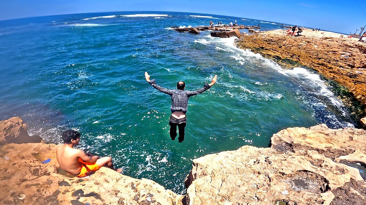 أخطر شاطئ في الإسكندرية 💀