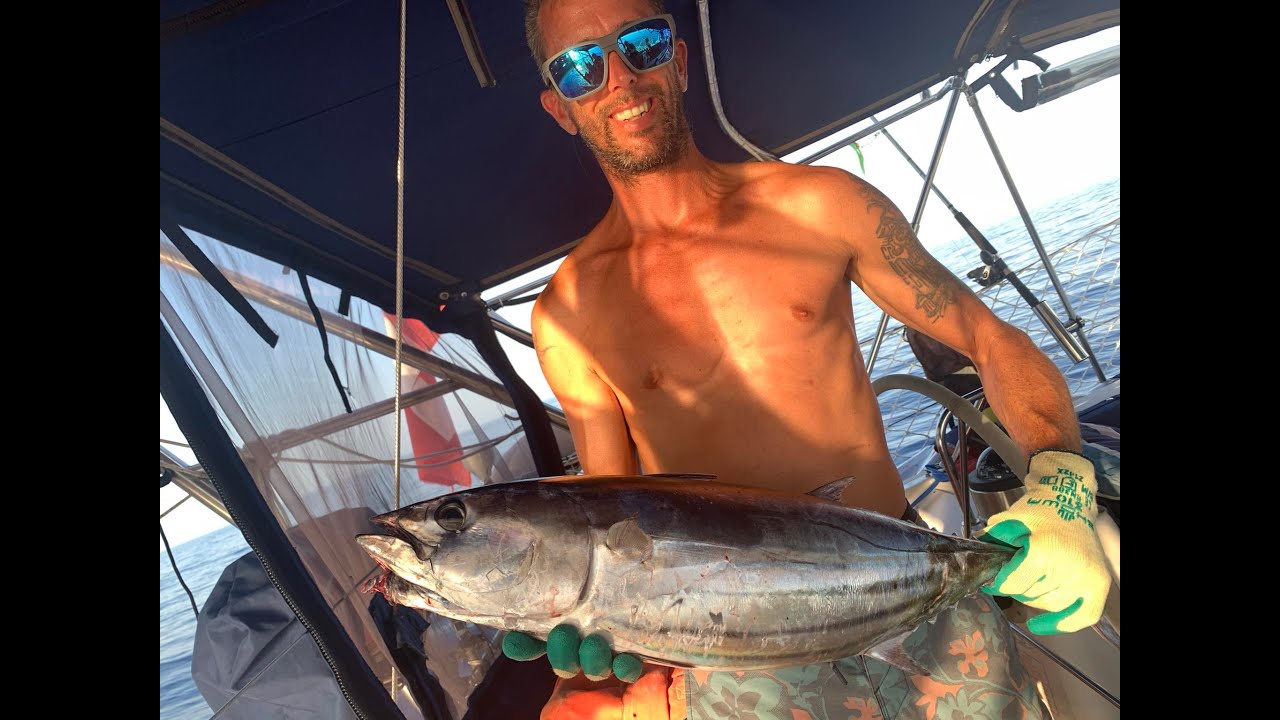 ÉPISODE 34 : PANNE MOTEUR  AU MILLIEU DE L'OCÉAN