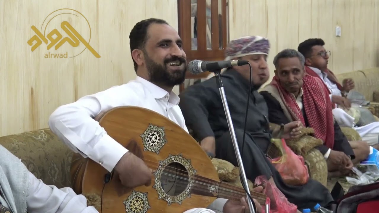 طرب الخميس مع صوت الكنار \\ الفنان عبدالله الصعدي \\ اخضر لمه \\ عن ساكني صنعاء \\ ياجانيات العناقيد