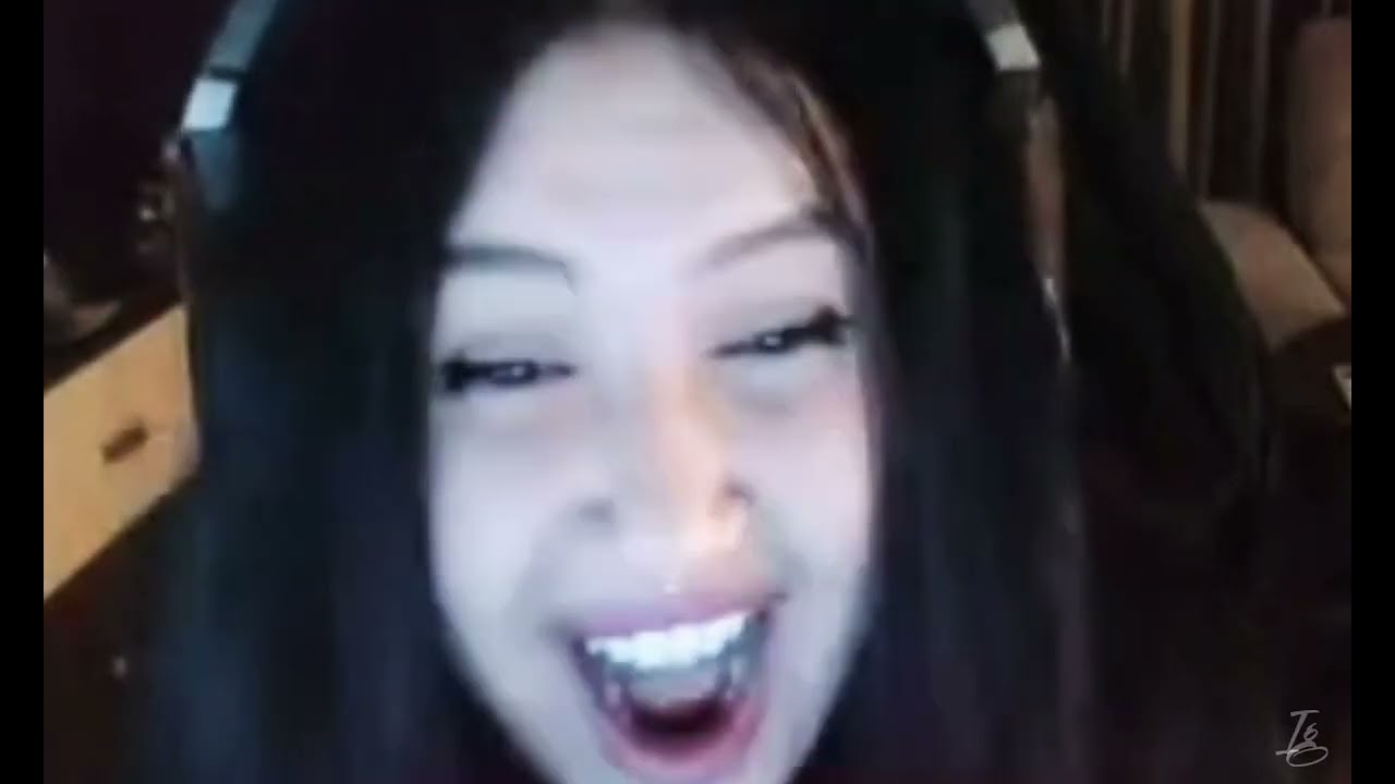 💚💛💕💞Funny moments ISSABELLA caldare💞💕💛💚 🍉