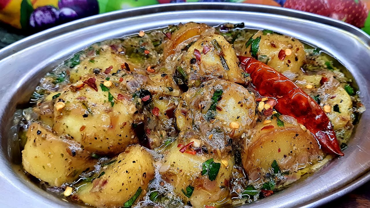 मसालेदार चटपटे आलू को जब इस अंदाज़ में बनाएंगे तो घर वाले बस तारीफ ही करते रह जायेंगेtasty aloo