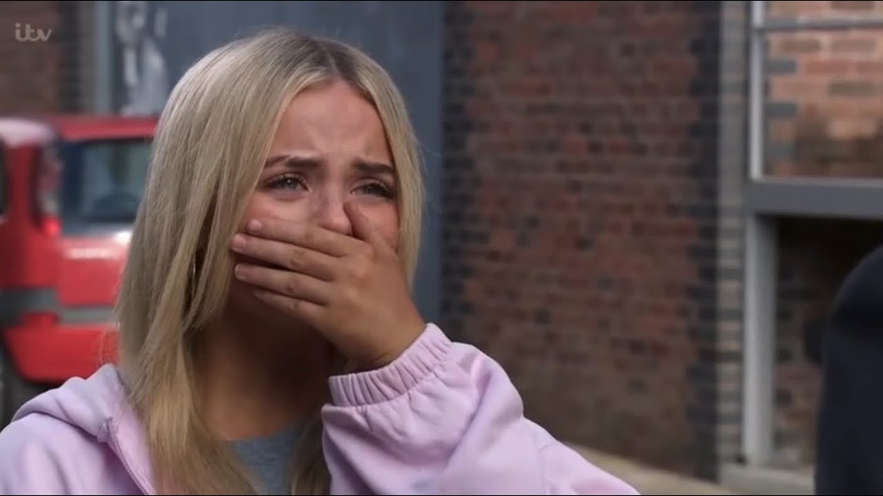 Coronation Street - Nick Tells Kelly About Imran’s Death & The Pub Reacts To The News(2nd June 2022)