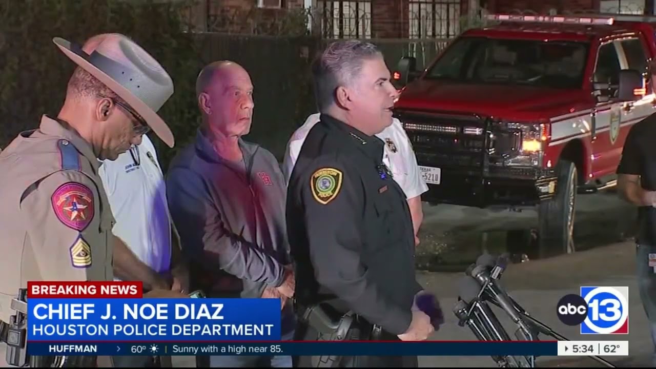 Child among 4 killed in helicopter crash in Second Ward, officials say