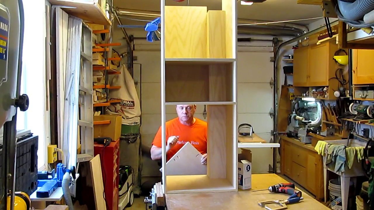 Comment faire un caisson d'armoire pour une Salle de Bain. Parlons Bois Ep.218