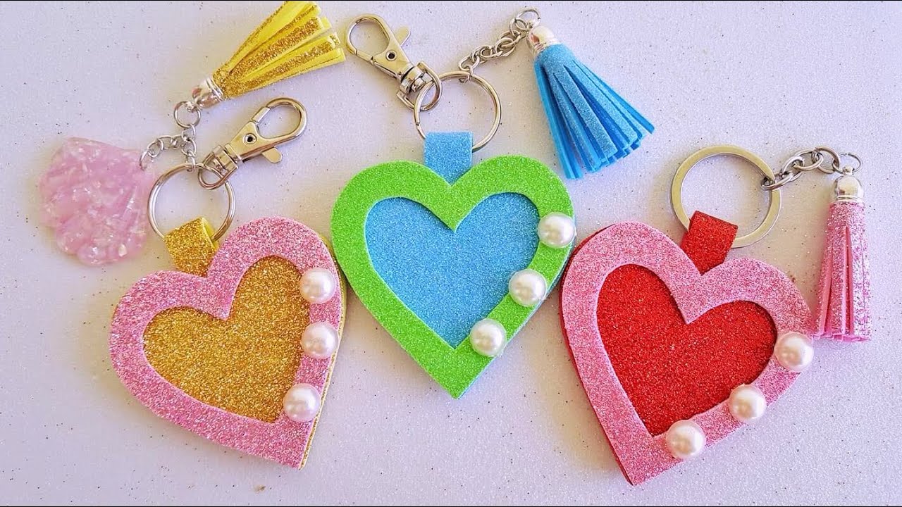 Llaveros decorados con foami♥️♥️♥️DIY KEYCHAINS