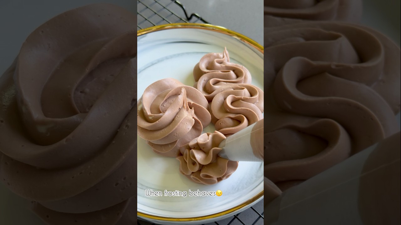 Perfect Chocolate Cream Cheese Frosting🍫