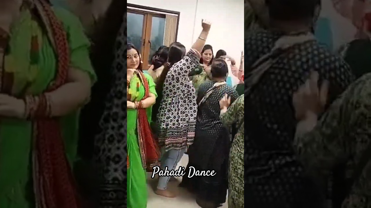 Pahadi Dance पहाड़ी डांस | Pahadi Music | Uttarakhand Culture Dance 