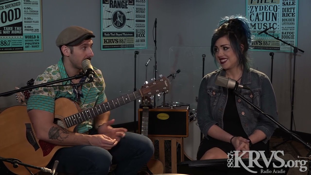 Dustin Dale Gaspard & Sarah Russo- Medicine Ball Caravan Live Sessions - KRVS