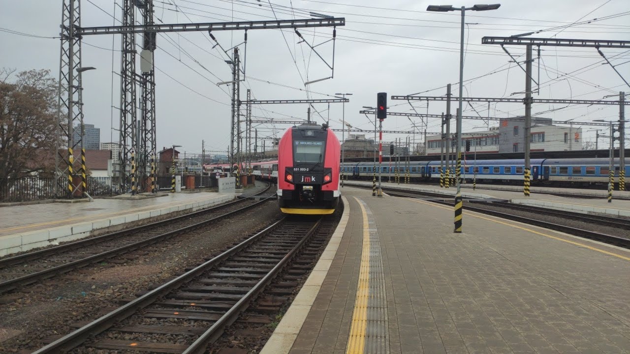 [Šotouš je u toho] Moravia 530.003-2 na vlaku Os 4747 (Skalice nad Svitavou - Sokolnice- Telnice)