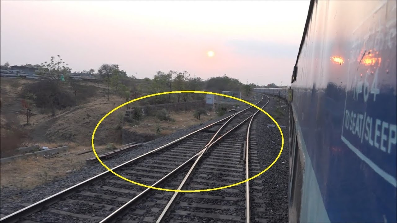 Rarest Of Rare ! The LAST EXISTING Scissors Crossing Of Indian Railways !!!!!!!!!!!!
