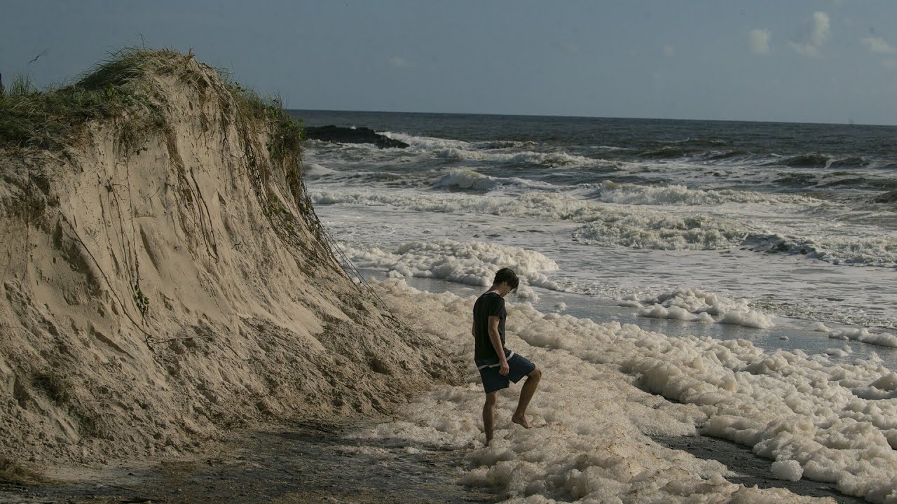 Review finds southeast Queensland missed critical Cyclone Alfred warnings