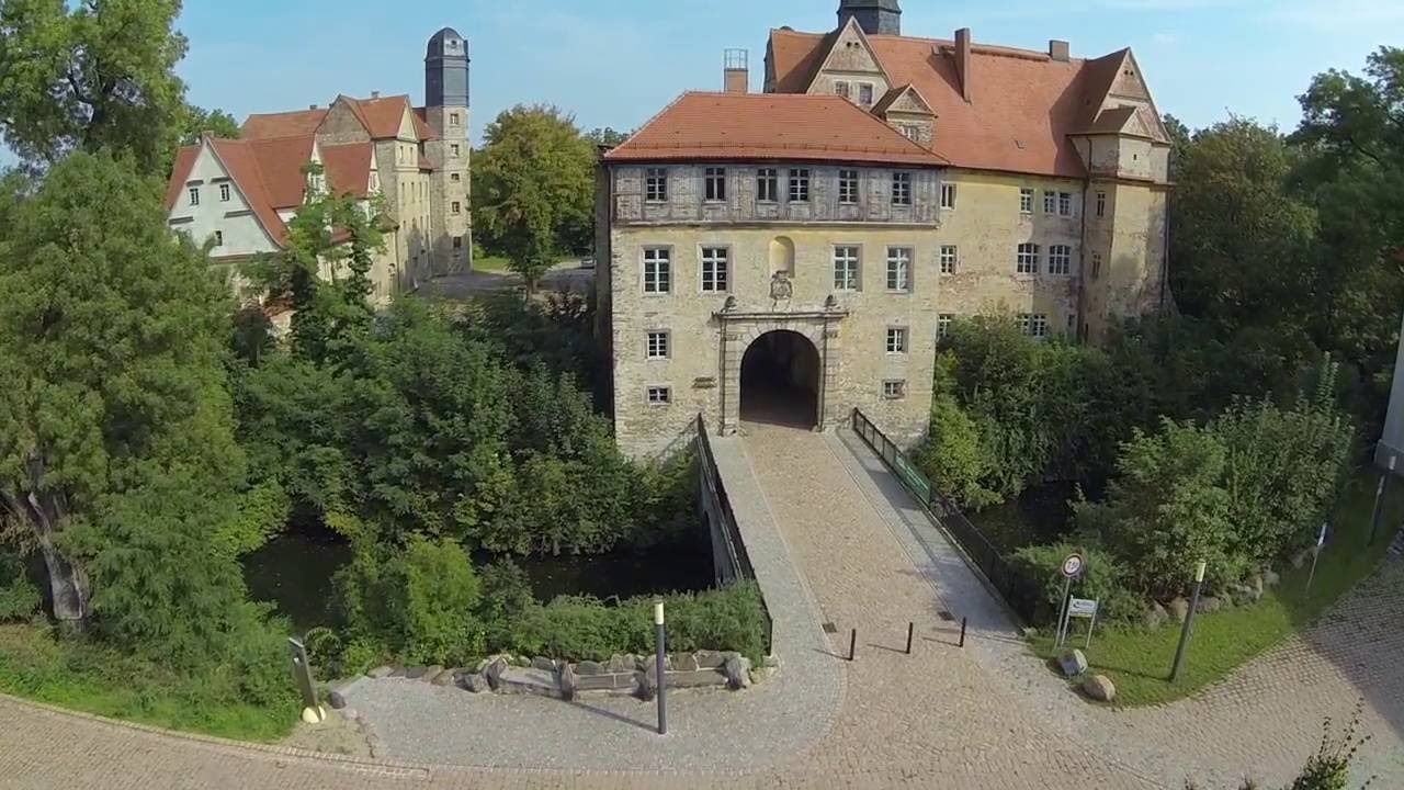 Rundflug über das Schlossareal