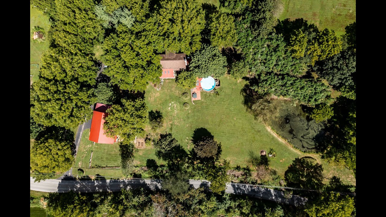 200 Oaklyn Rd | Fantastic Home For Sale In East Fallowfield Township, PA 19320 | Steve Laret Team