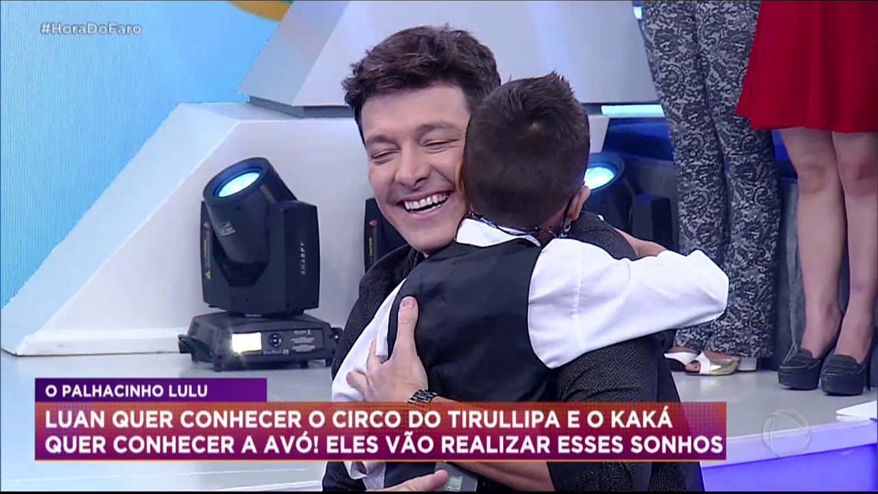 Palhaços Cacá e Lulu cumprem desafios de mágica e têm grandes surpresas no palco da Hora do Faro