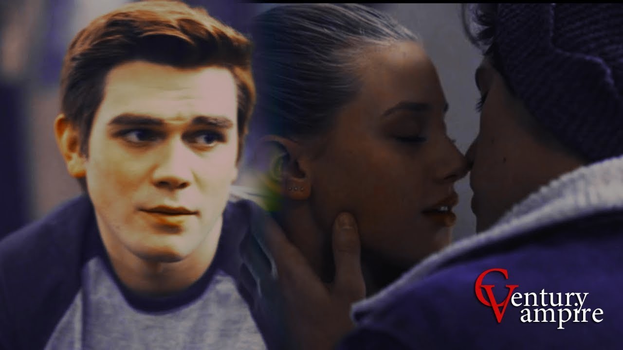 | Archie & Betty & Jughead | Арчи & Бети & Джагхед | - Он тебя целует