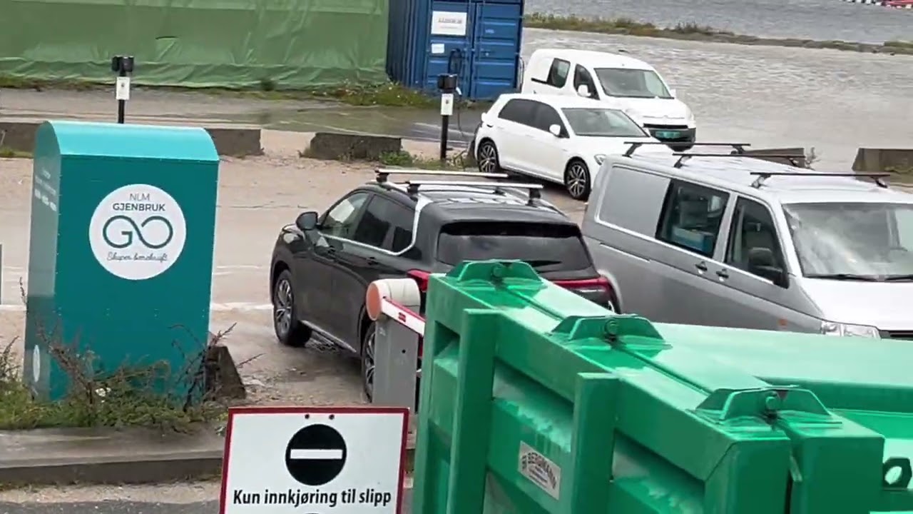Båt båtlivet boat fairline mye vann skjebergkilen vårpuss før vinter på vannet