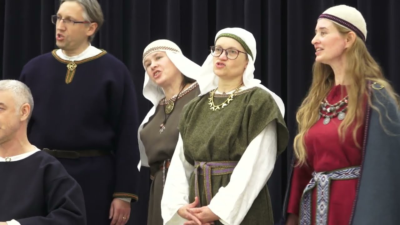 Ežerėlio kultūros centro Zapyškio laisvalaikio salės folkloro ansamblis ALTONĖ. 2023 11 19