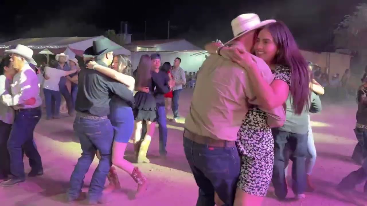 🔥GABINO BARRERA con la BANDA SR DE HUEJ&Uacute;CAR, JALISCO.