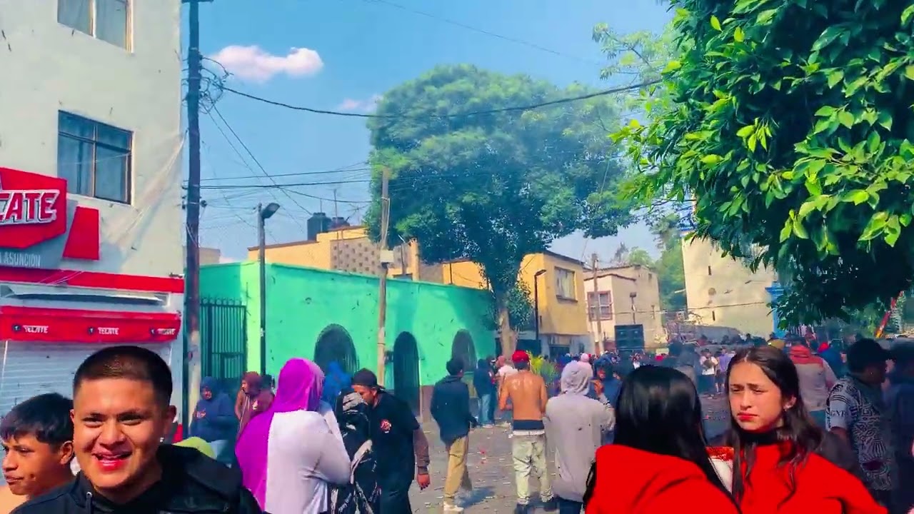Quema de toros Barrio la asunci&oacute;n Xochimilco 2025