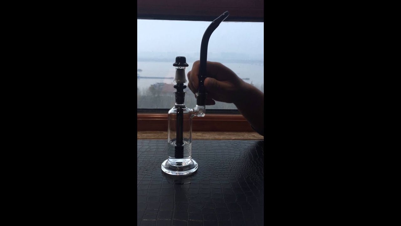 Sheldon Black Glass   Bubbler