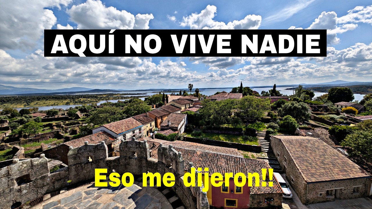 La VIDA en el PUEBLO ABANDONADO más bonito de España "GRANADILLA" ¡Muchos lo visitan!