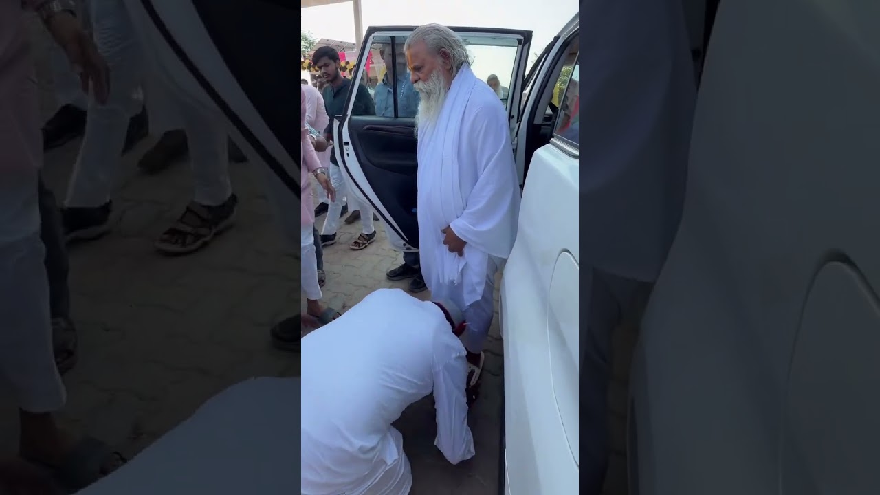 Gurudev from Dandraua Dham to visit devotees injured at Sheetala Mata Temple