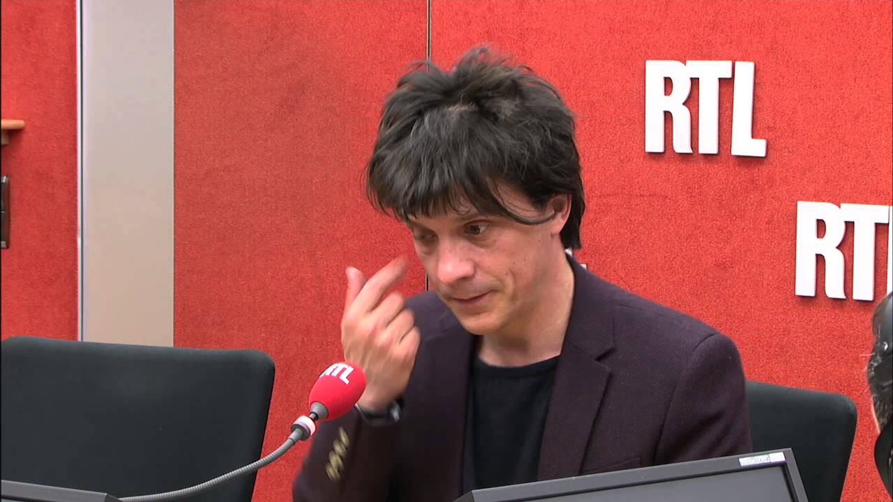 Nicolas Sirkis : Je ne pensais pas que le clip College boy allait créer une si grande polémique