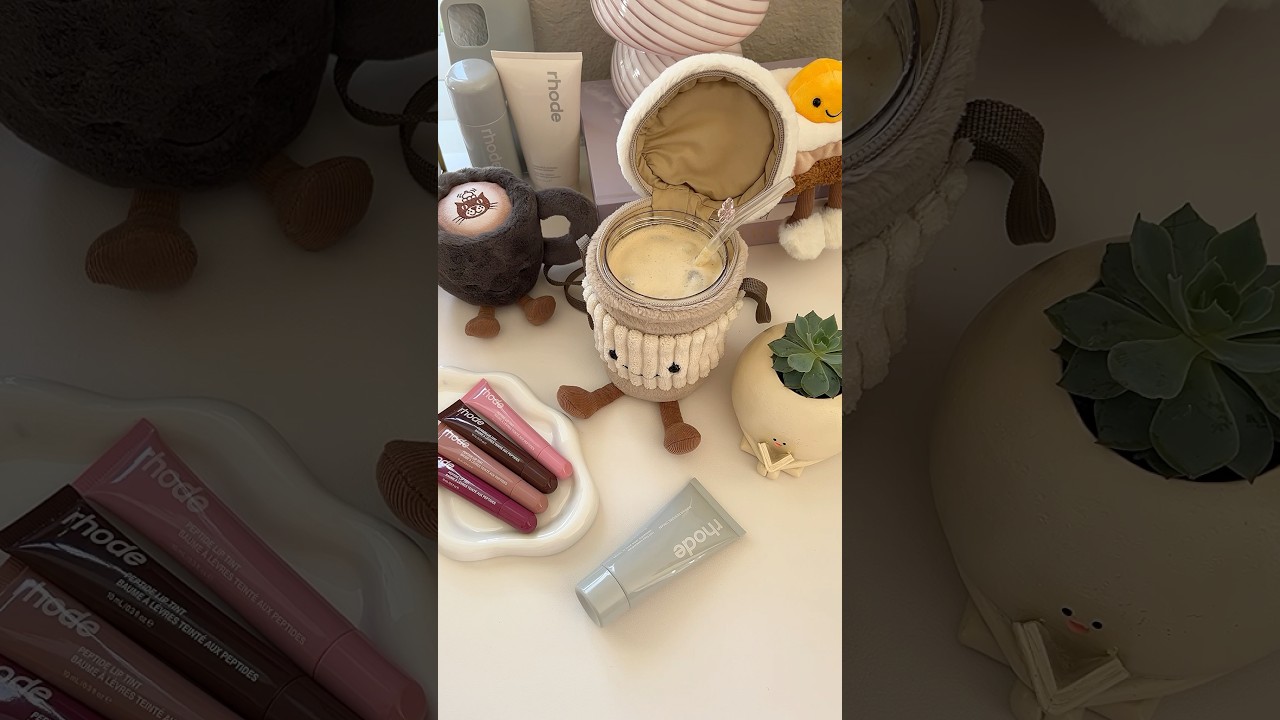 Obsessed with three things: coffee ☕️, jelly cat 🧸, and ​rhode skin ✨#coffee #rhodeskin #jellycat