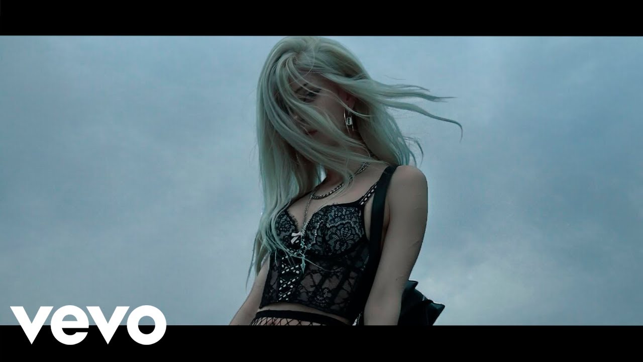 Alan Walker Style, Antrikc - SHADOW (Official Music Video)