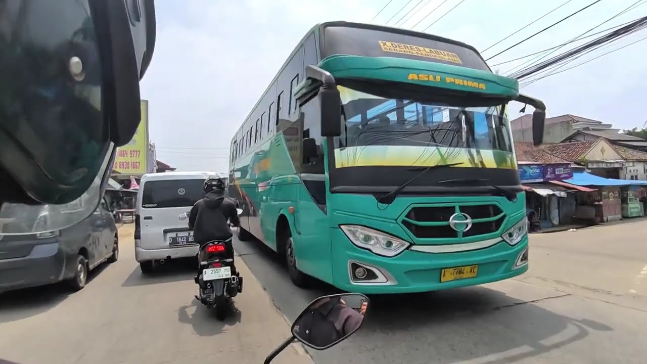 TOUR TO PANTAI CARITA 