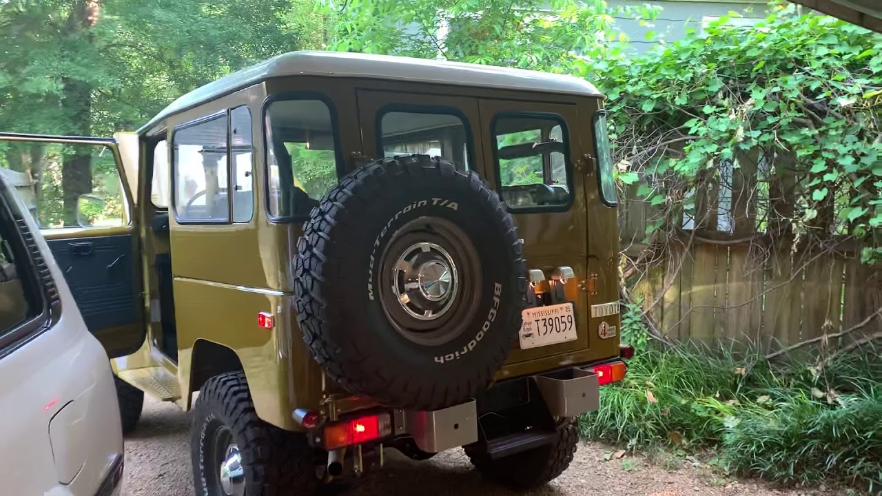 1978 FJ40 Cold Start and Walkaround