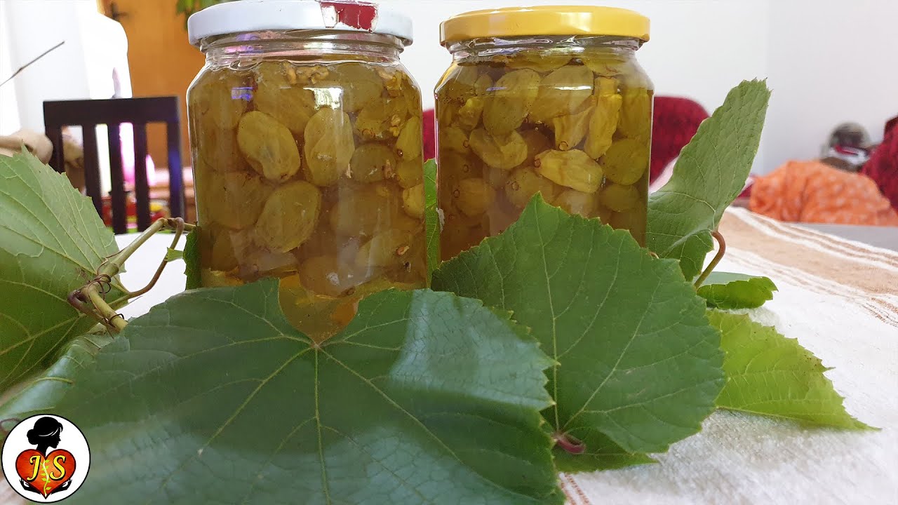 Сладкий из белого винограда