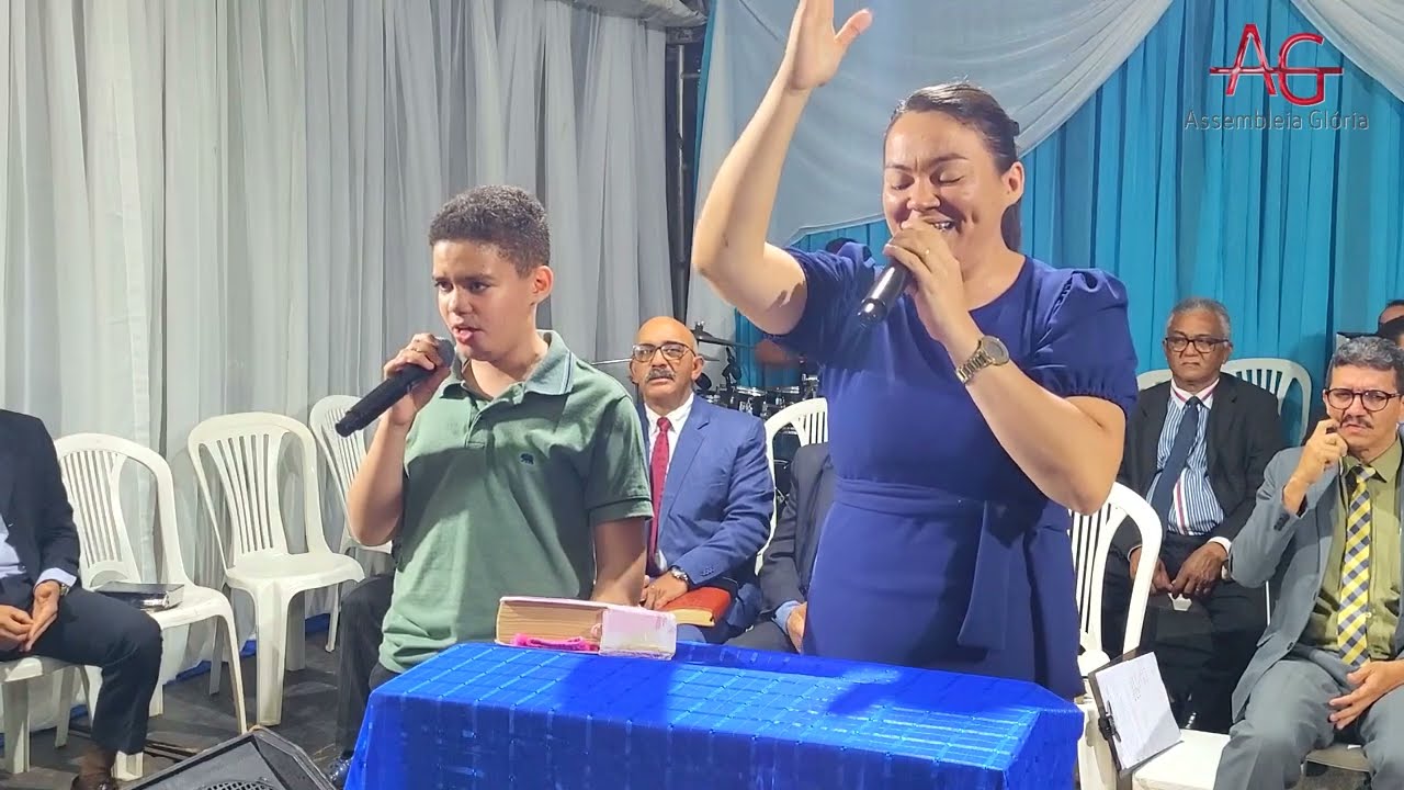 LIDIANE RODRIGUES E SEU FILHO - Cruzada Bairro Irã